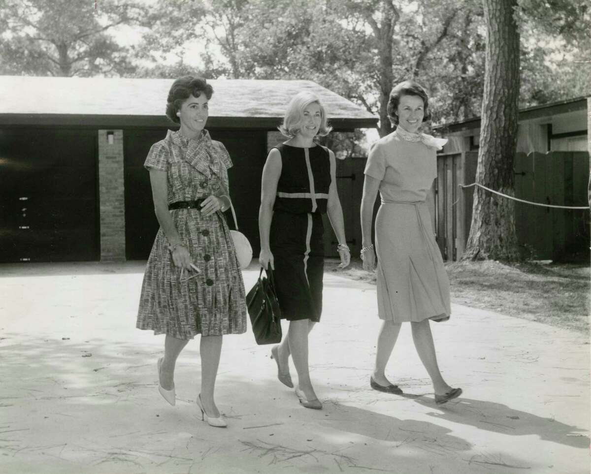 Astronauts' wives -.Annie Glenn, wife of astronaut John Glenn; Rene Carpenter, wife of astronaut M. Scott Carpenter; Louise Shepard, wife of astronaut Alan Shepard - visit the home of astronaut Walter Schirra in the Timber Cove subdivision of suburban Houston.1962. Larry Evans / Houston Chronicle