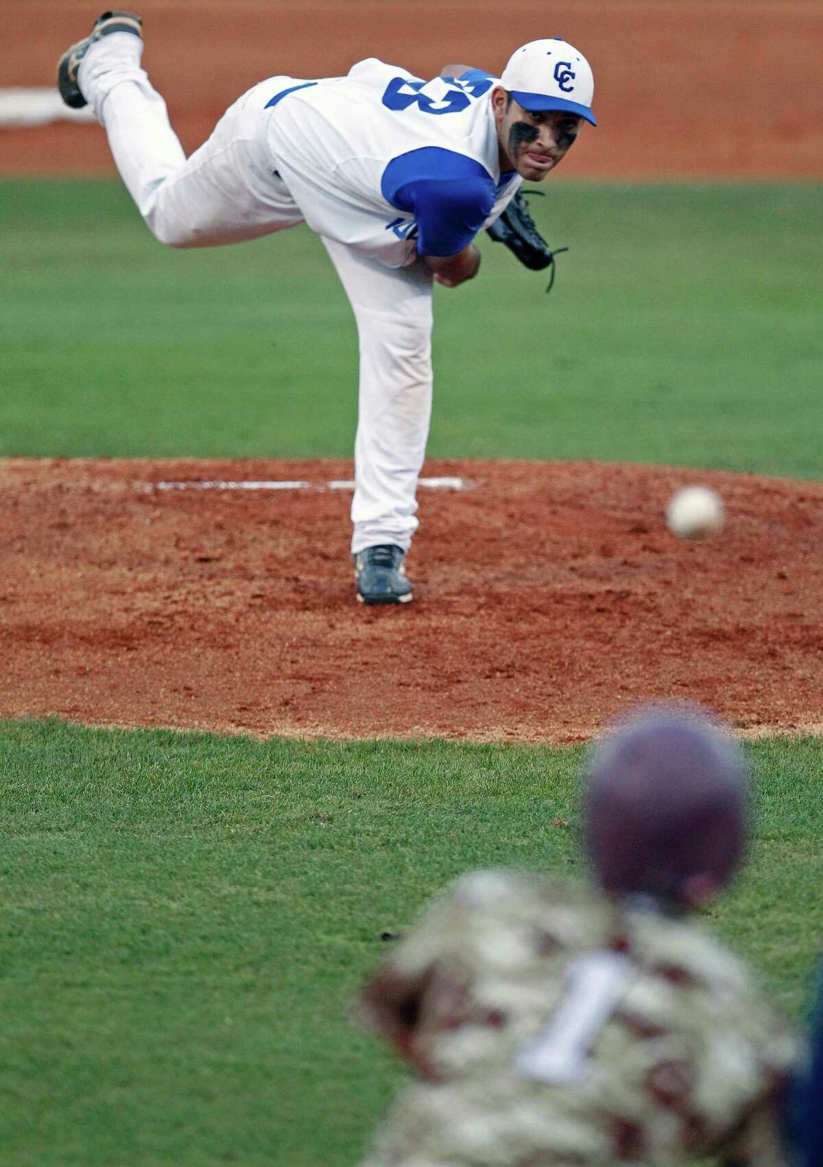Kempner finds a way in extra innings to edge Cy Creek