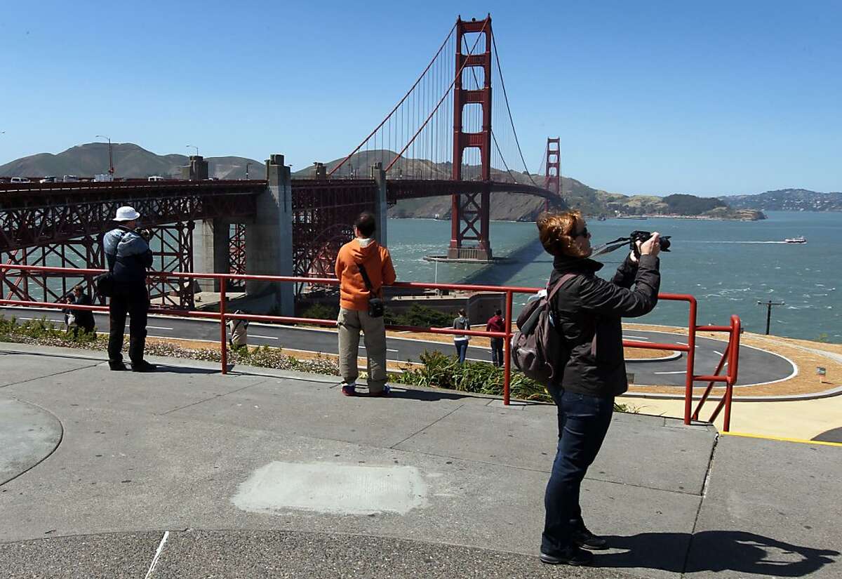 Golden Gate Bridge's plaza flawed but workable