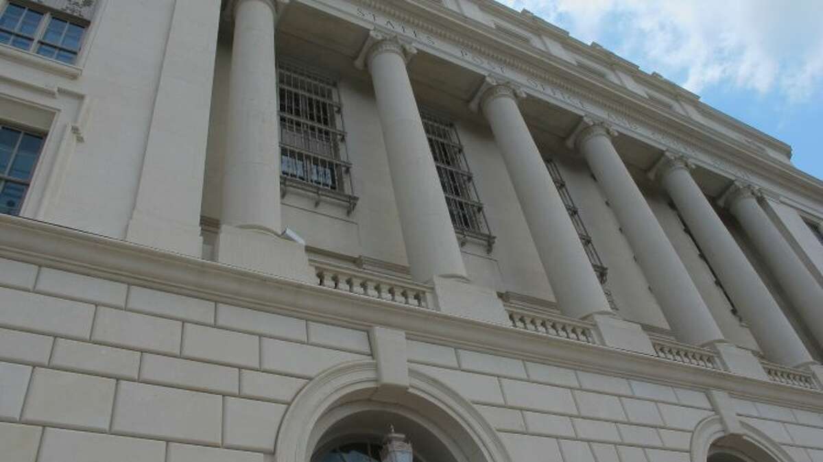 Rooftop plants help put courthouse atop feds' list