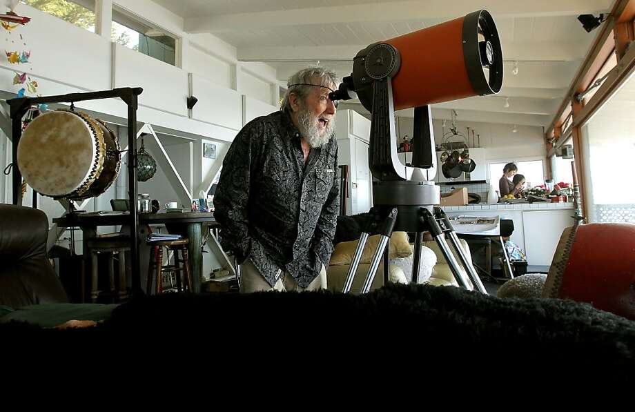 Jack O'Neill, 89, a surfing legend who endures SFGate