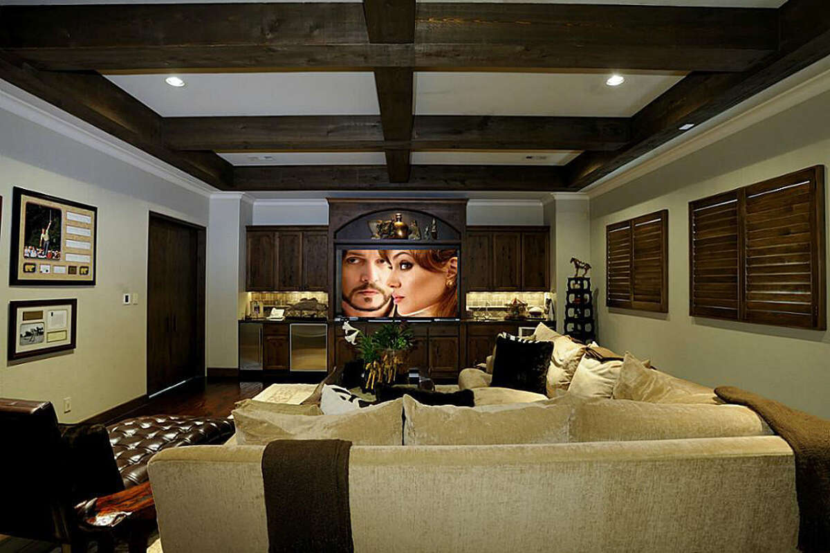 Piney Point Village home for sale at 11511 Way Manor