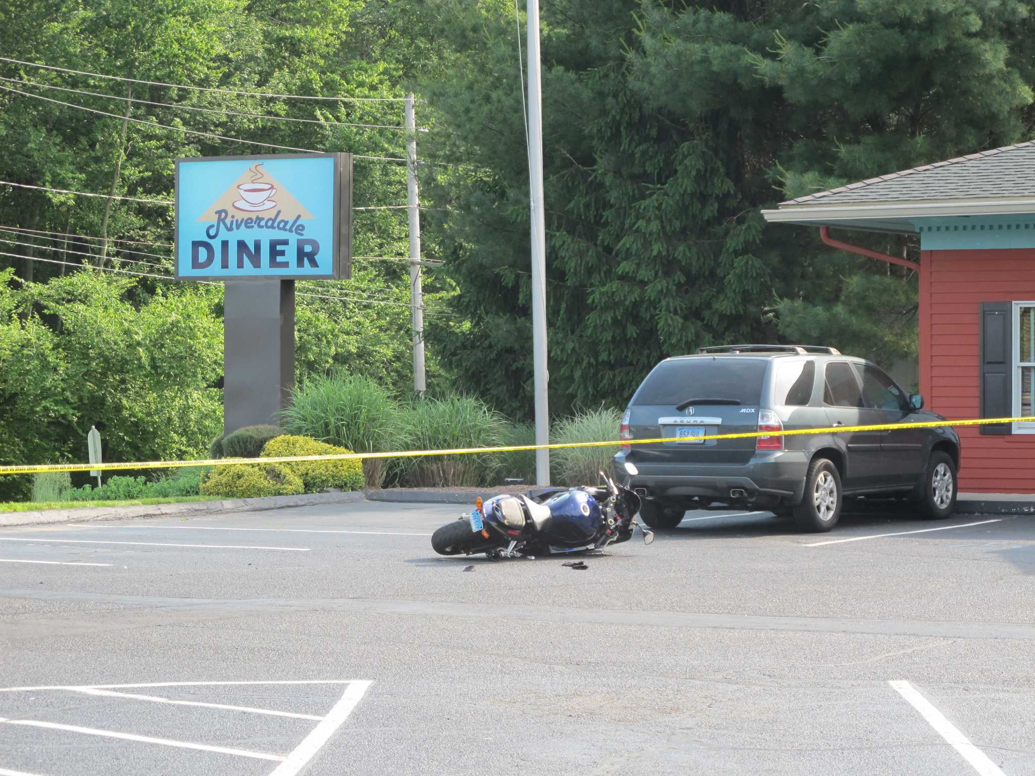 Man killed in motorcycle crash