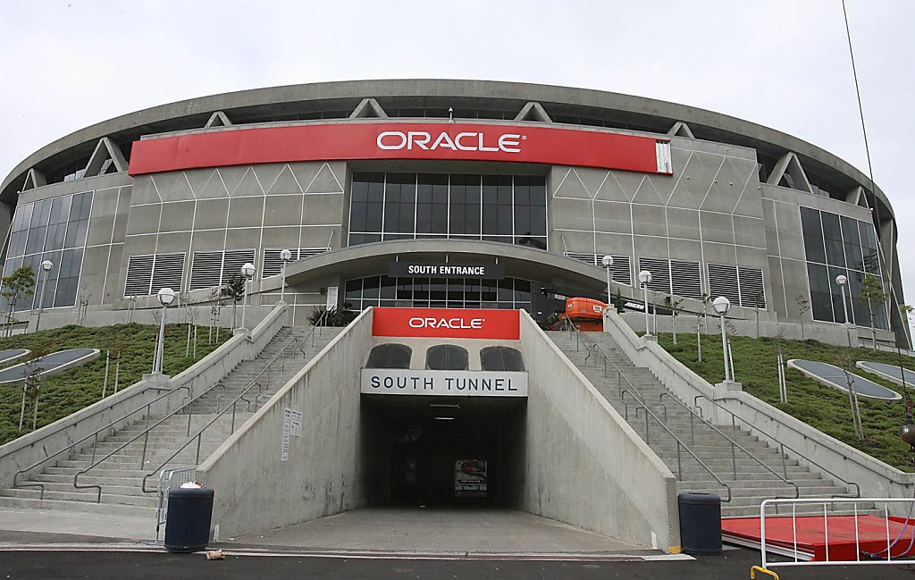 Oakland arena construction bonds may cost Warriors