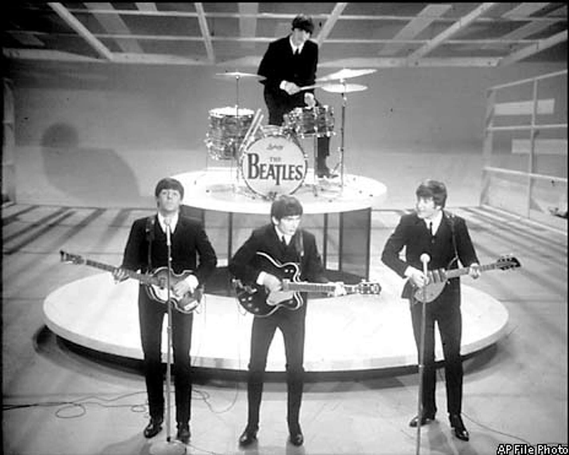 GEORGE HARRISON 1943-2001 / Beatlemania reached across music genres