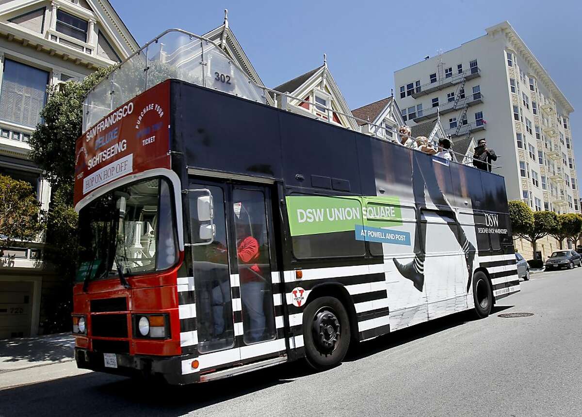 Buses in Alamo Square clog traffic, rile residents