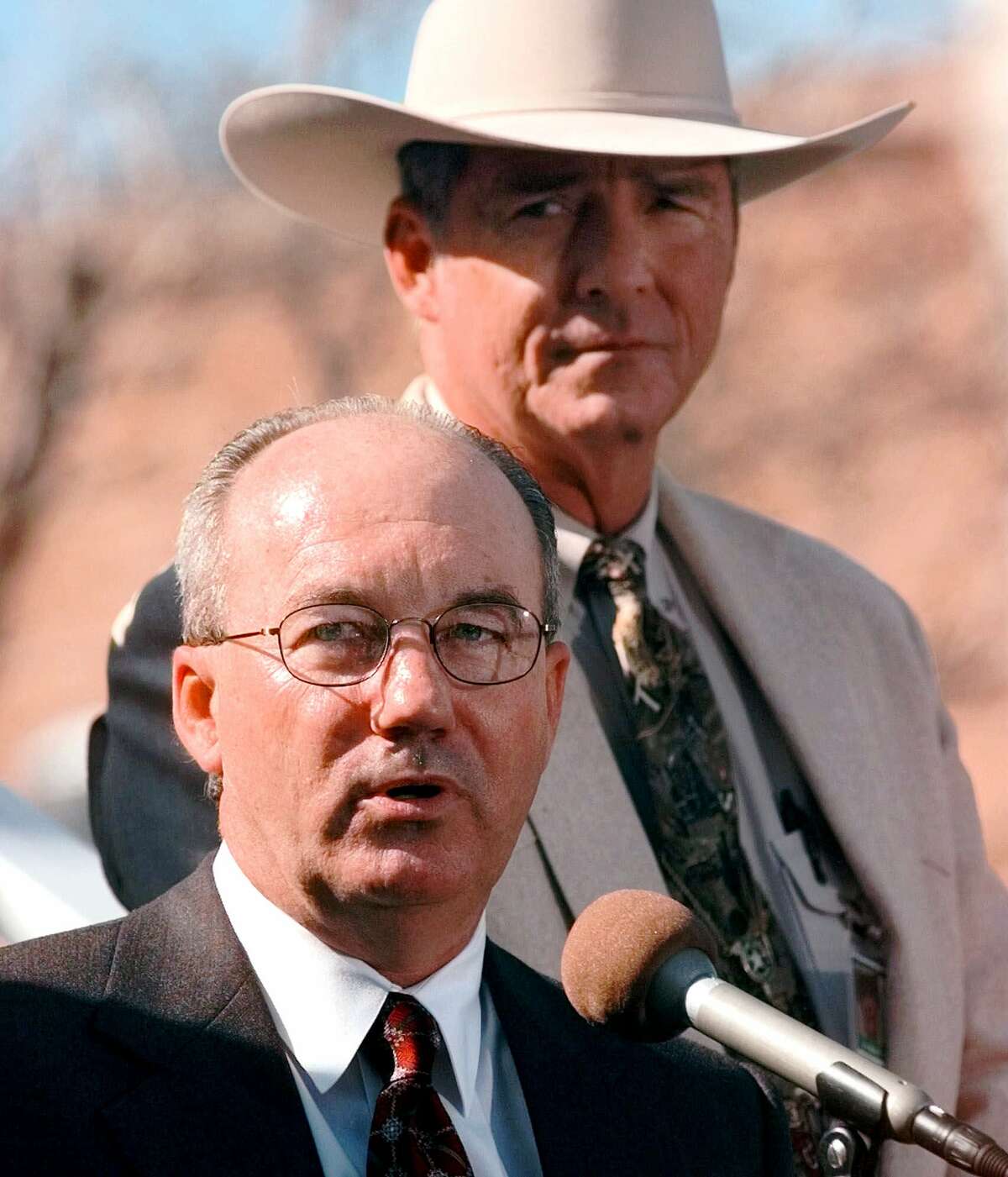 Billy Rowles is a sheriff again