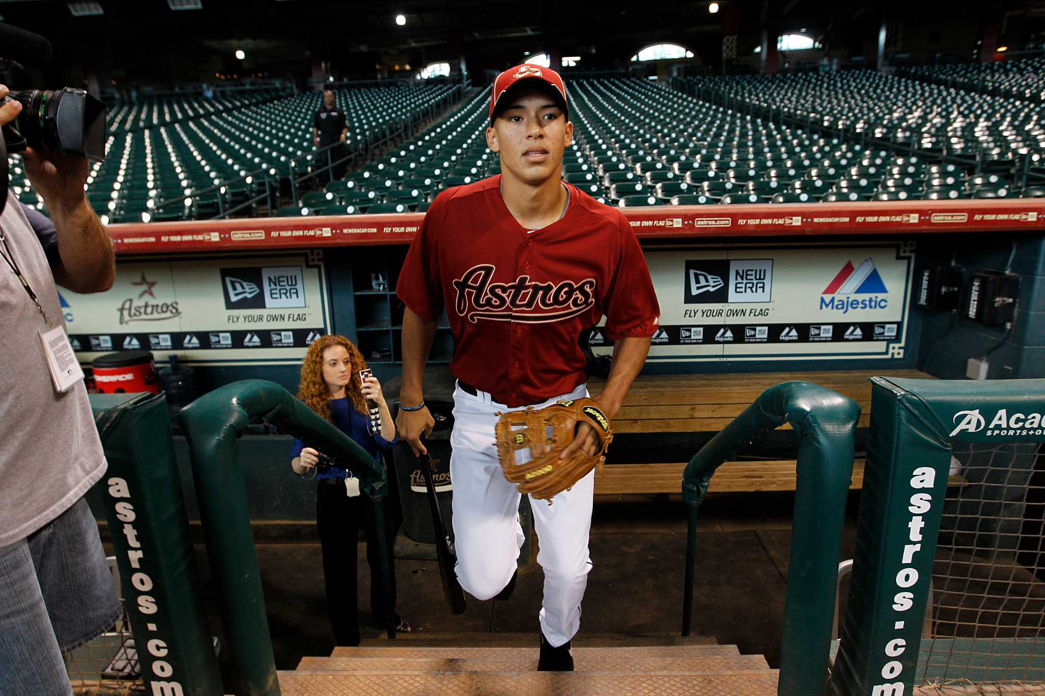 Carlos Correa, Shortstop, Is Top Draft Pick, by Houston Astros - The New  York Times