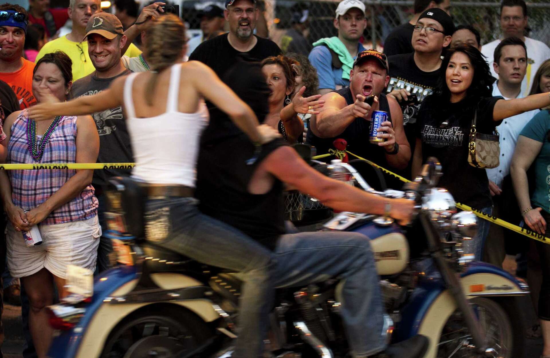 Austin police to have a 'heavy presence' at Rot Rally, bringing 40,000 ...