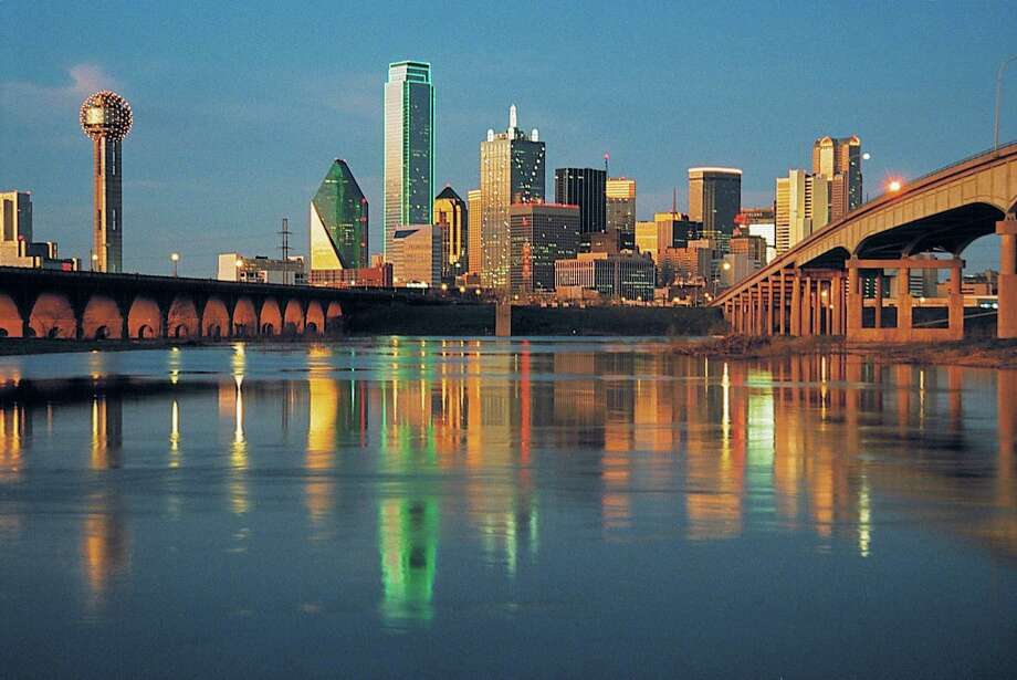 Lights Out For Iconic Texas Skyscraper Houston Chronicle