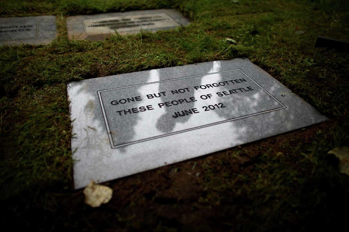 Burial ceremony for 154 indigent, homeless in King County