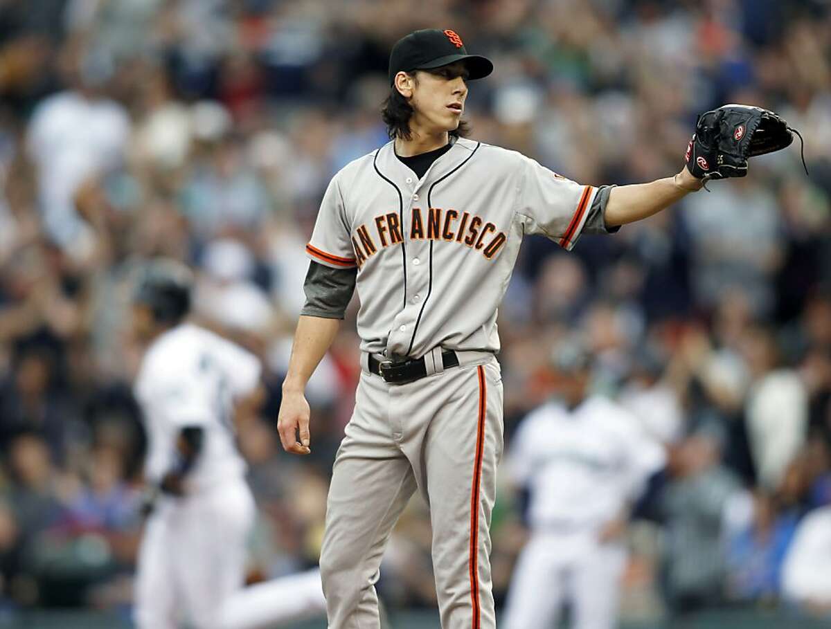 SF Giants must gauge near future for Tim Lincecum SF Giants must gauge near future for Tim Lincecum
