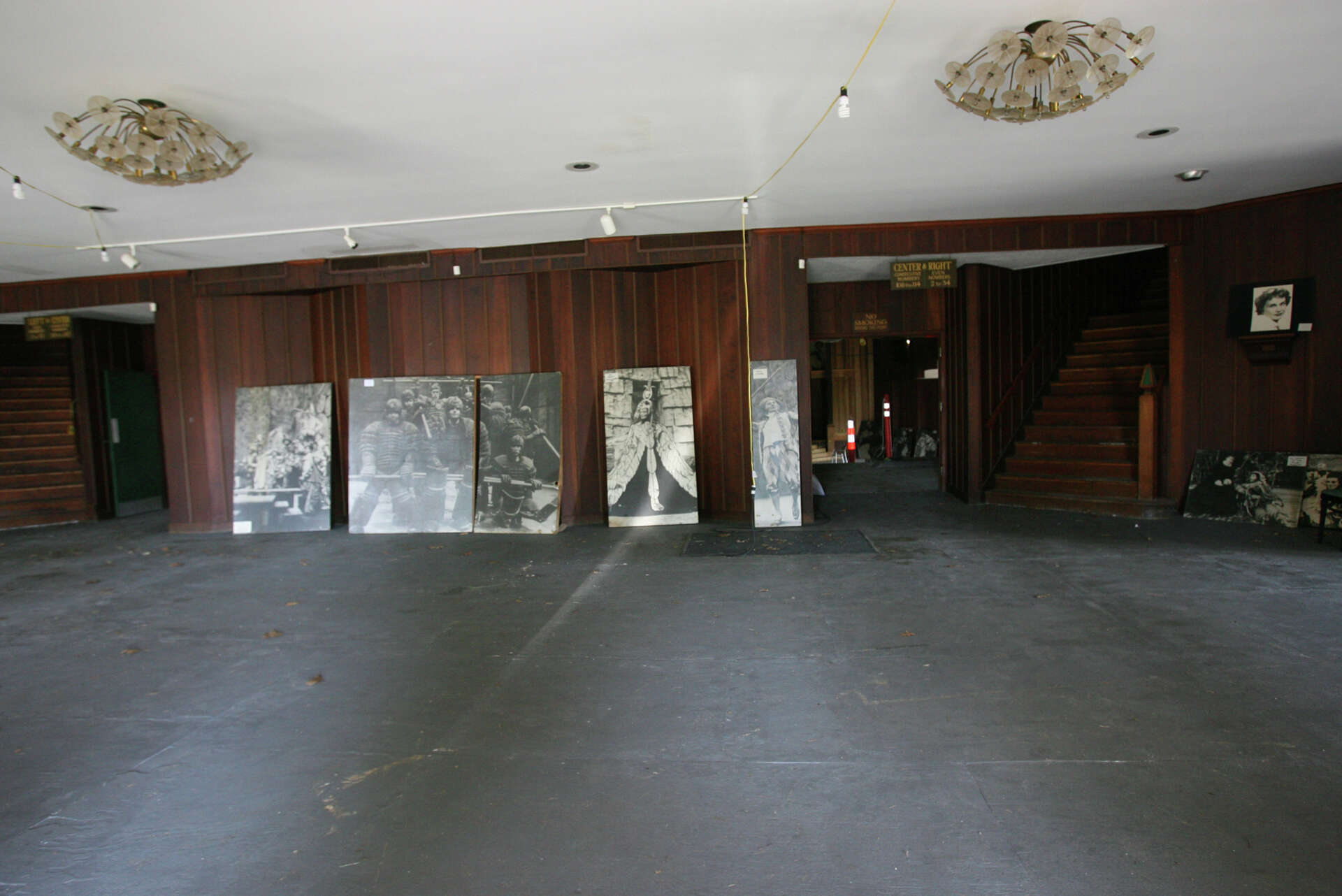 After protest, theater backers win access to Stratford icon