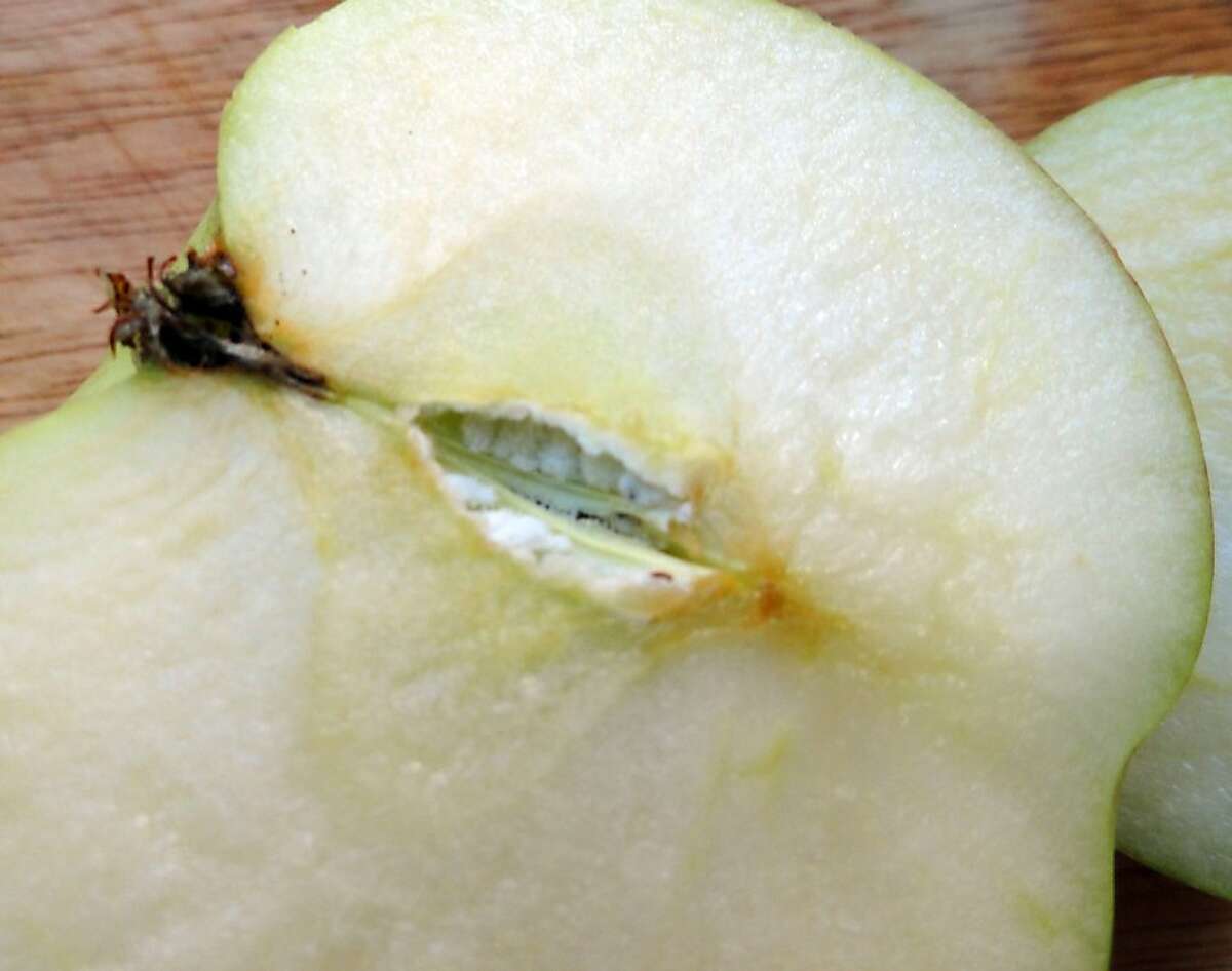 фото нажатием на яблоко