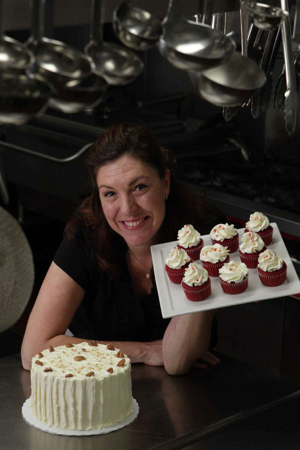 Jody Stevens baked her Hummingbird Cake and Red Velvet cupcakes using agave nectar.
