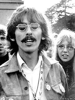 Harrison's spirit recalled / Beatles fan mourn death of 'quiet one' of