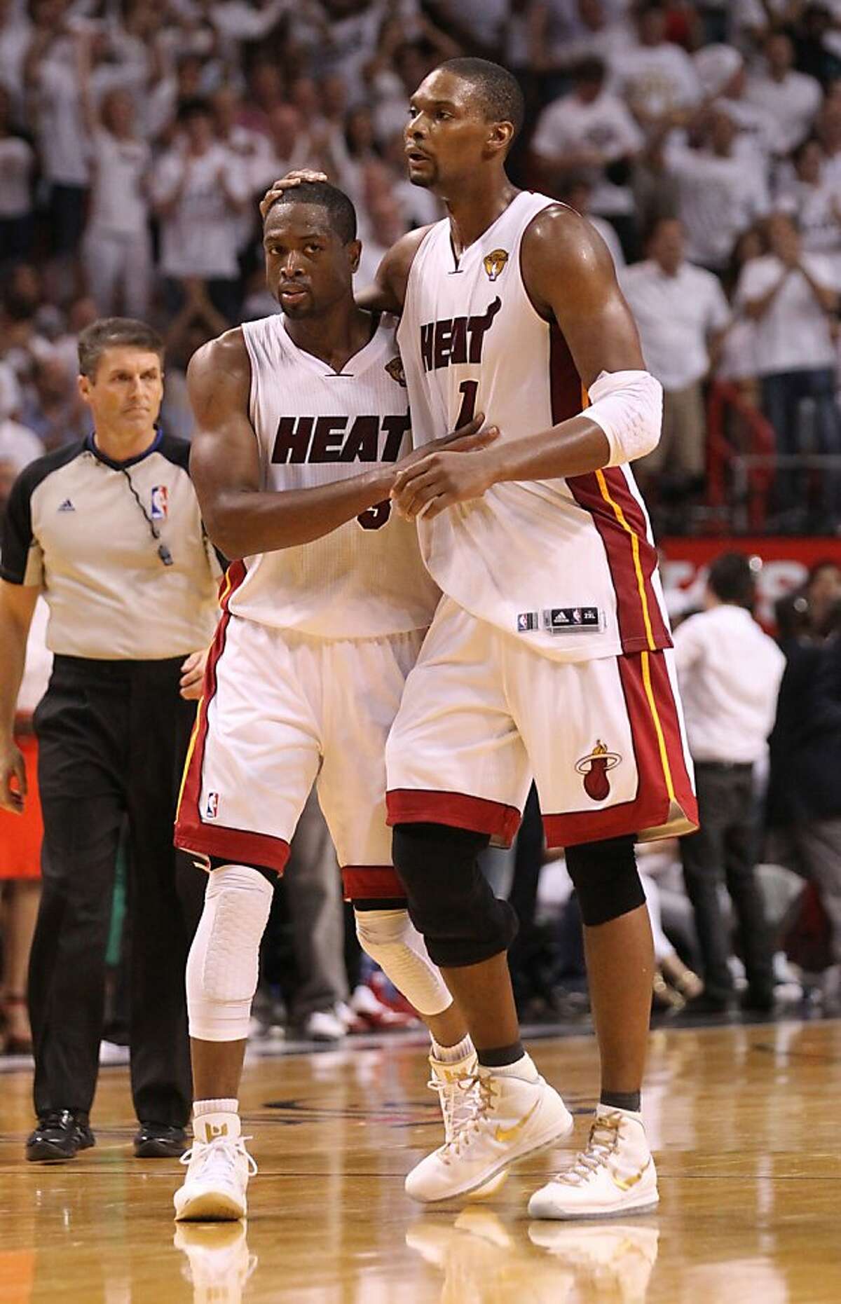LeBron, Miami move win away from NBA title