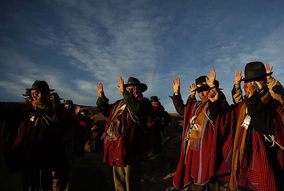 Indigenous Aymara celebrate the year 5520 - SFGate