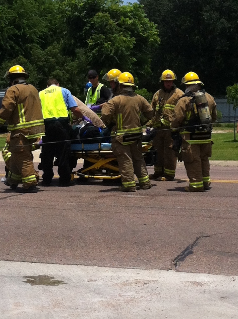 Car hits pole, knocks out electricity