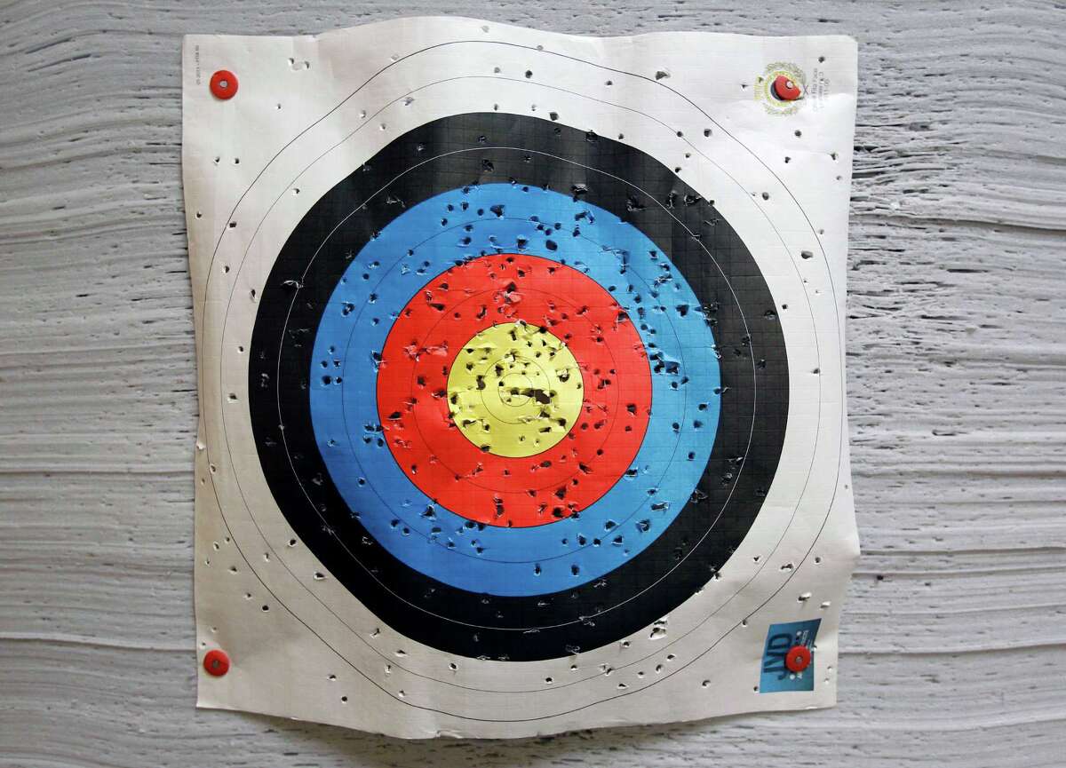 'Hunger Games' archery inspires young Texans