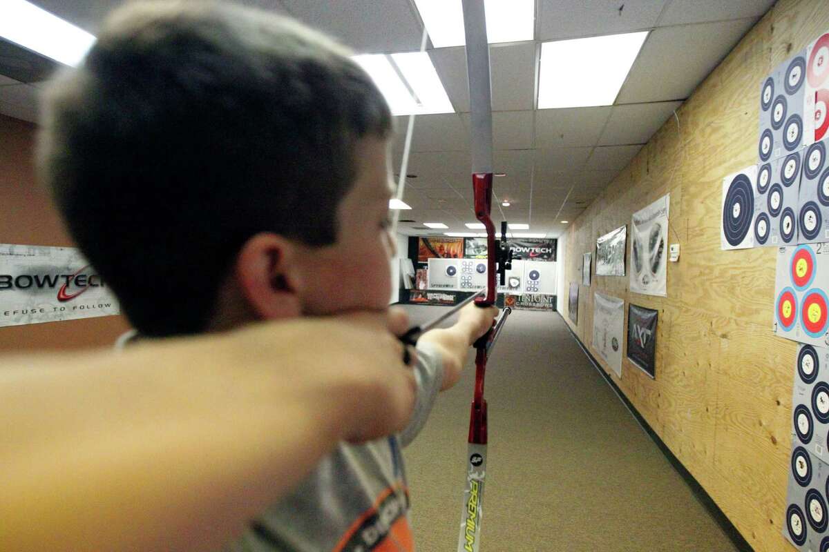'Hunger Games' archery inspires young Texans