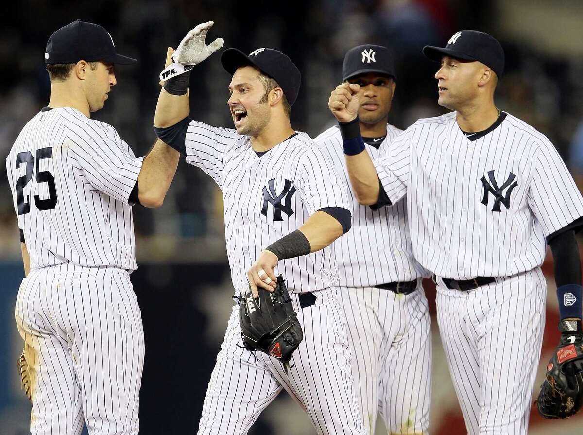 Cano, Kuroda lead Yankees