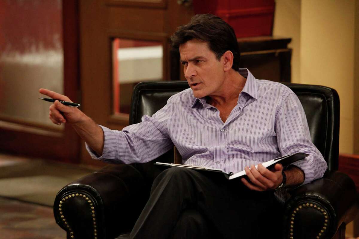 "Anger Management" is a comfortable landing spot for Charlie Sheen after his personal and professional crisis last year.