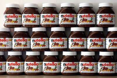 Shocking Image Shows What S Really Inside A Nutella Jar