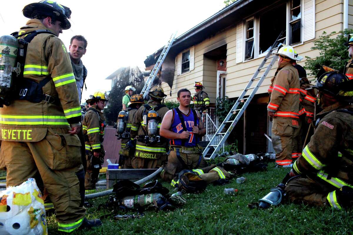Fire hits East Greenbush home