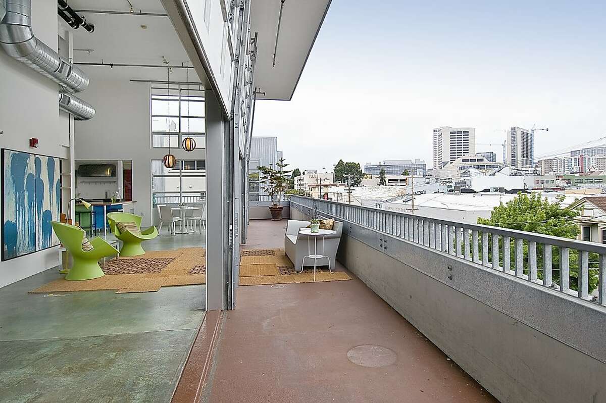 Modern SoMa penthouse condo has 6,000 square feet