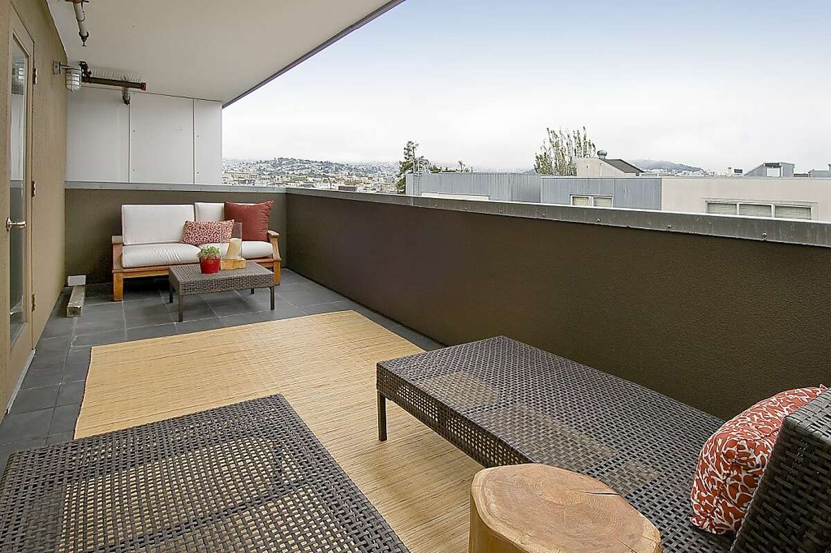 Modern SoMa penthouse condo has 6,000 square feet