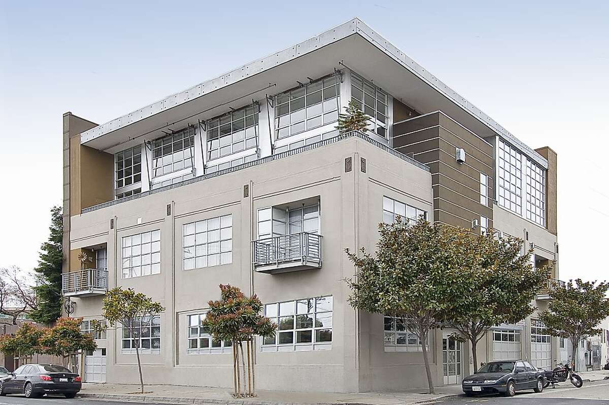 Modern SoMa penthouse condo has 6,000 square feet