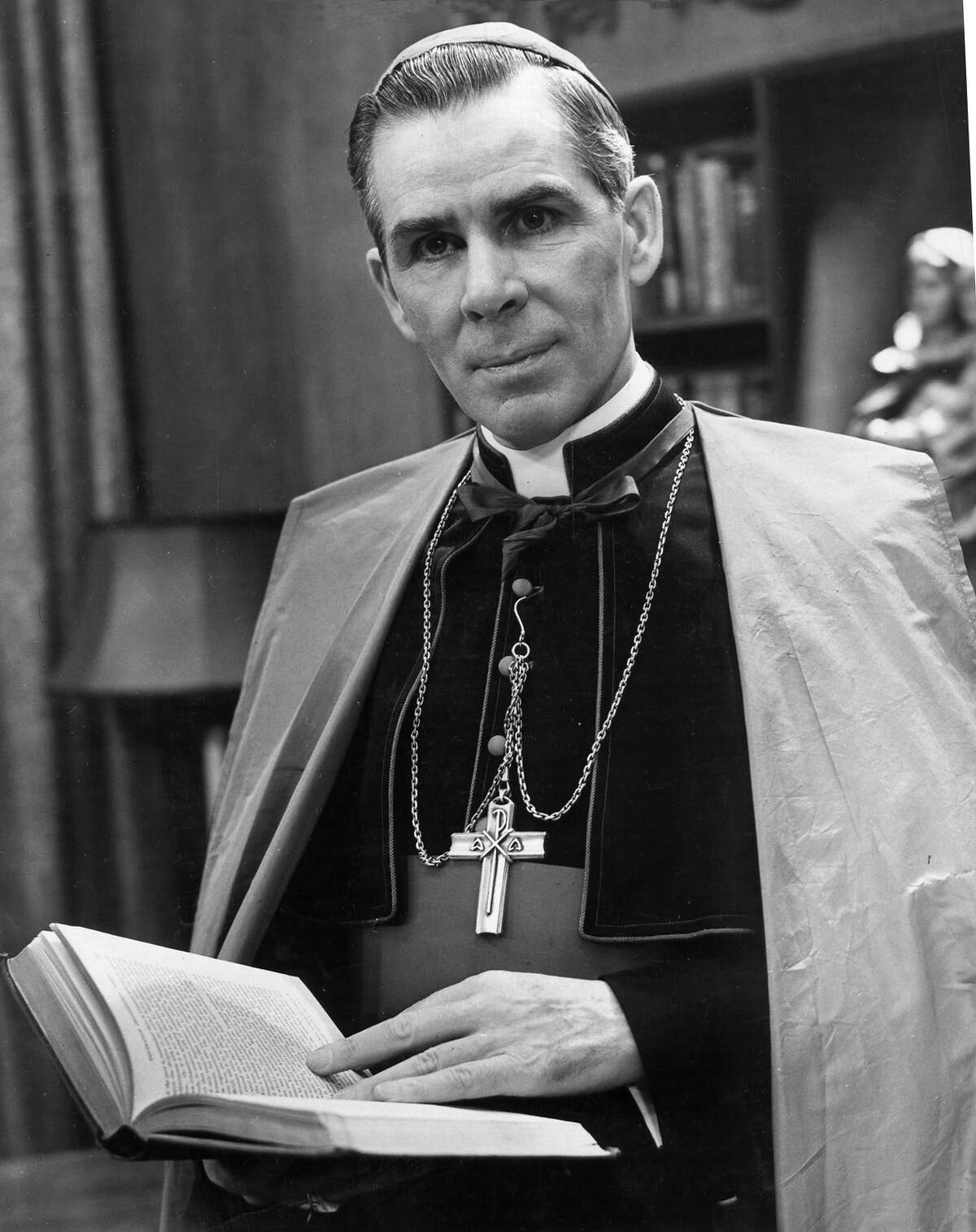 Famed American Fulton Sheen moves closer to sainthood