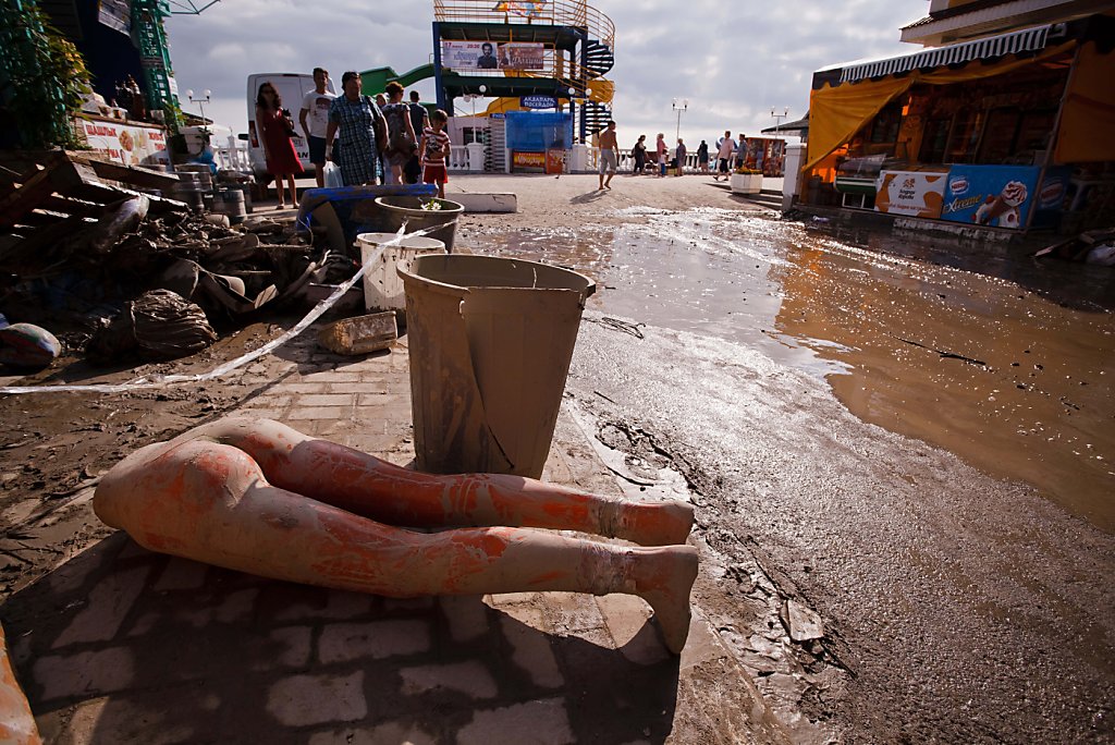 russia-powerful-rains-bring-floods-103-killed