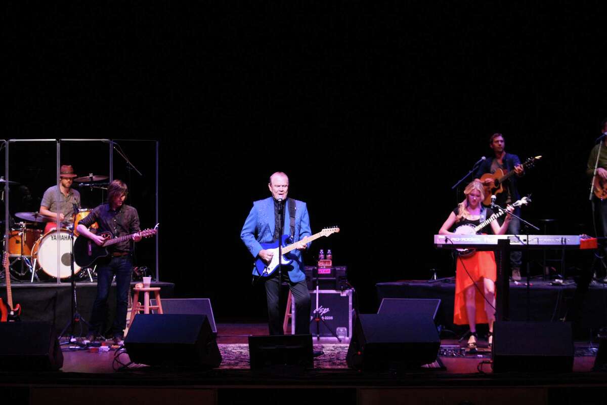 glen campbell lexington opera house