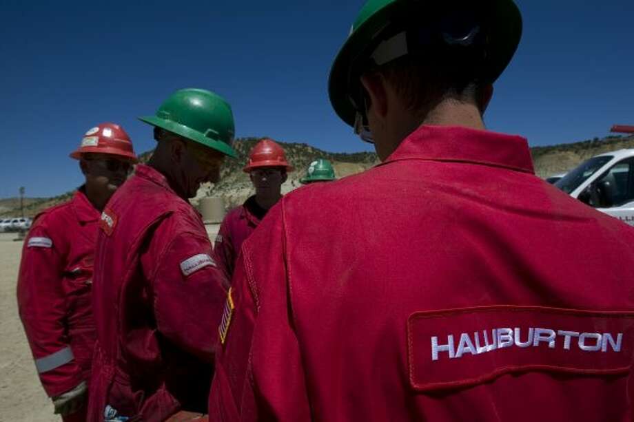 Field engineer 1. ГРП Халлибуртон. Halliburton компания. Гидроразрыв пласта Halliburton.