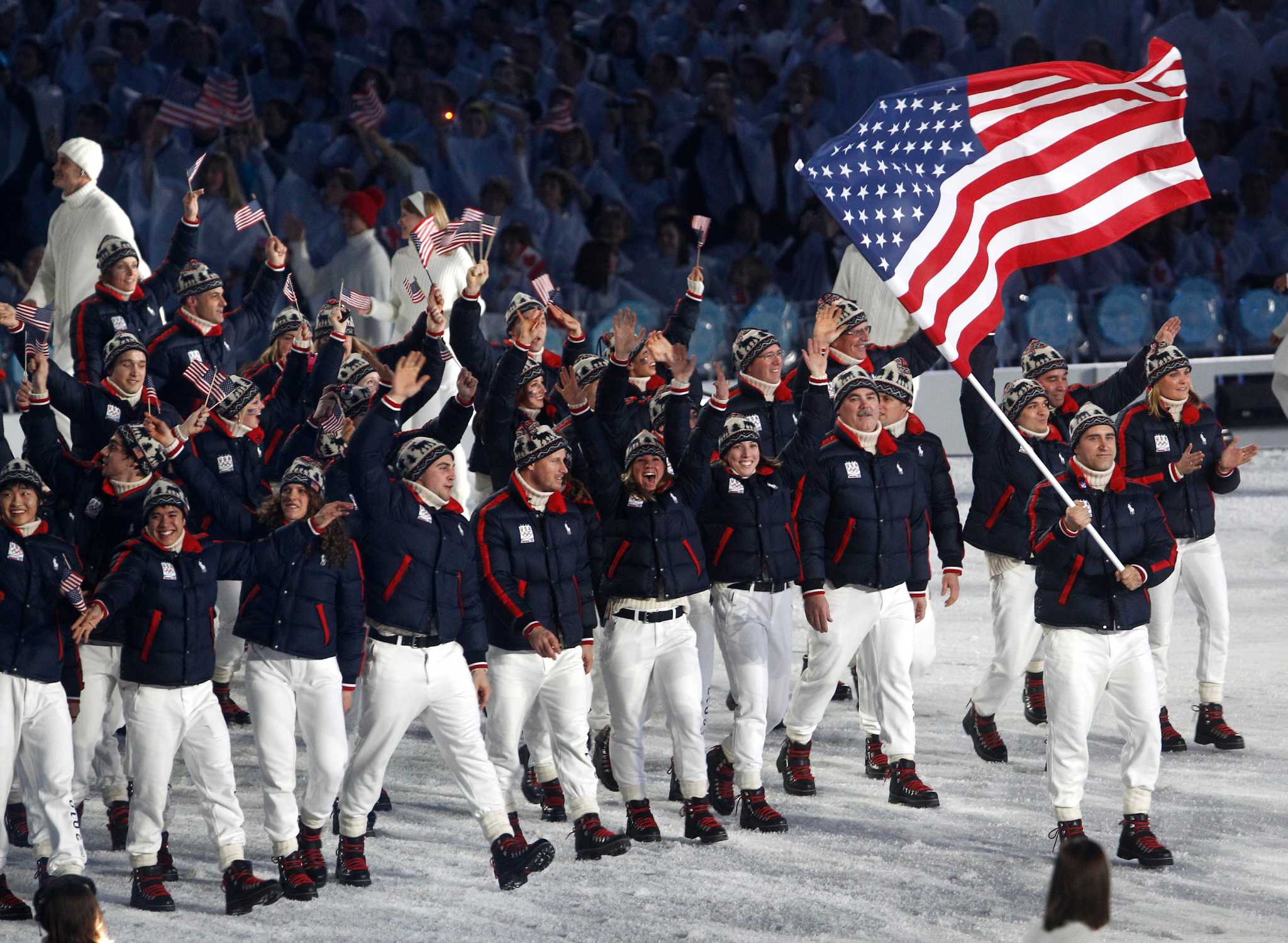 Сша 16 апреля. Форма сборной США на Олимпиаде 2014. Американская Олимпийская сборная. Олимпийская форма сборной США.