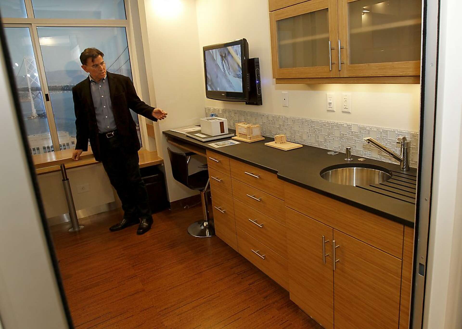 Micro Units Apartments Back Yard