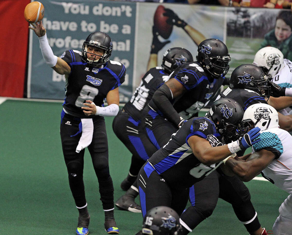 Aaron Garcia tries a quick pass to the right as the Talons host the Arizona Rattlers at the Alamodome on July 13, 2012.