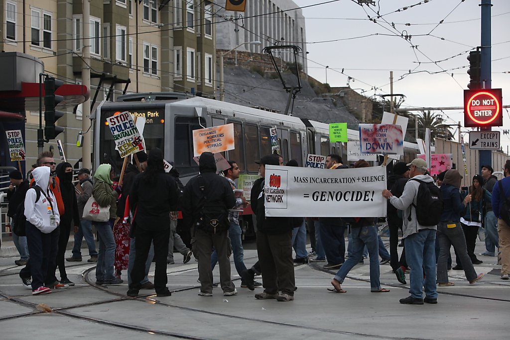 Protesters move on; Muni Metro resumes