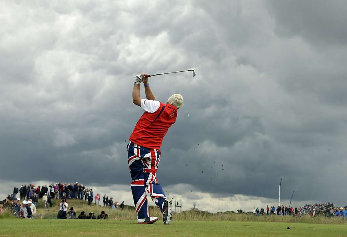 Snedeker leads British Open by 1