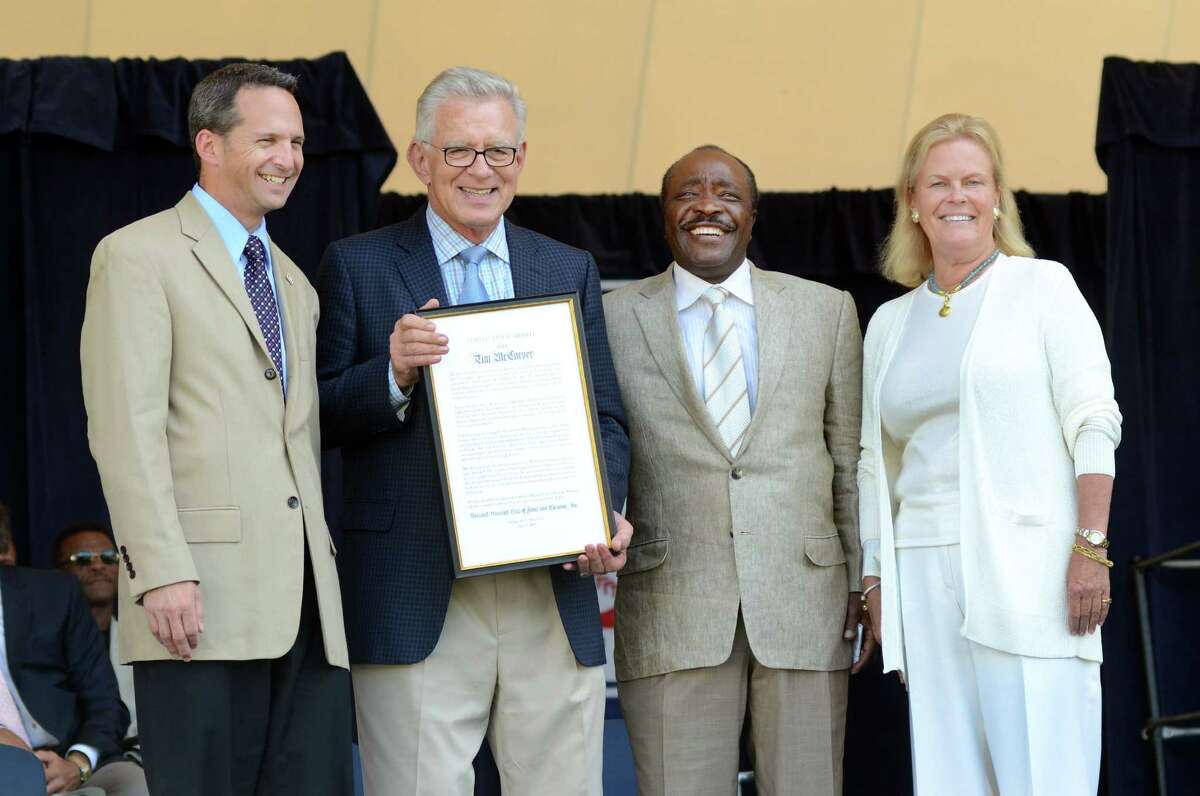 Tim McCarver, World Series champion and Hall of Fame broadcaster