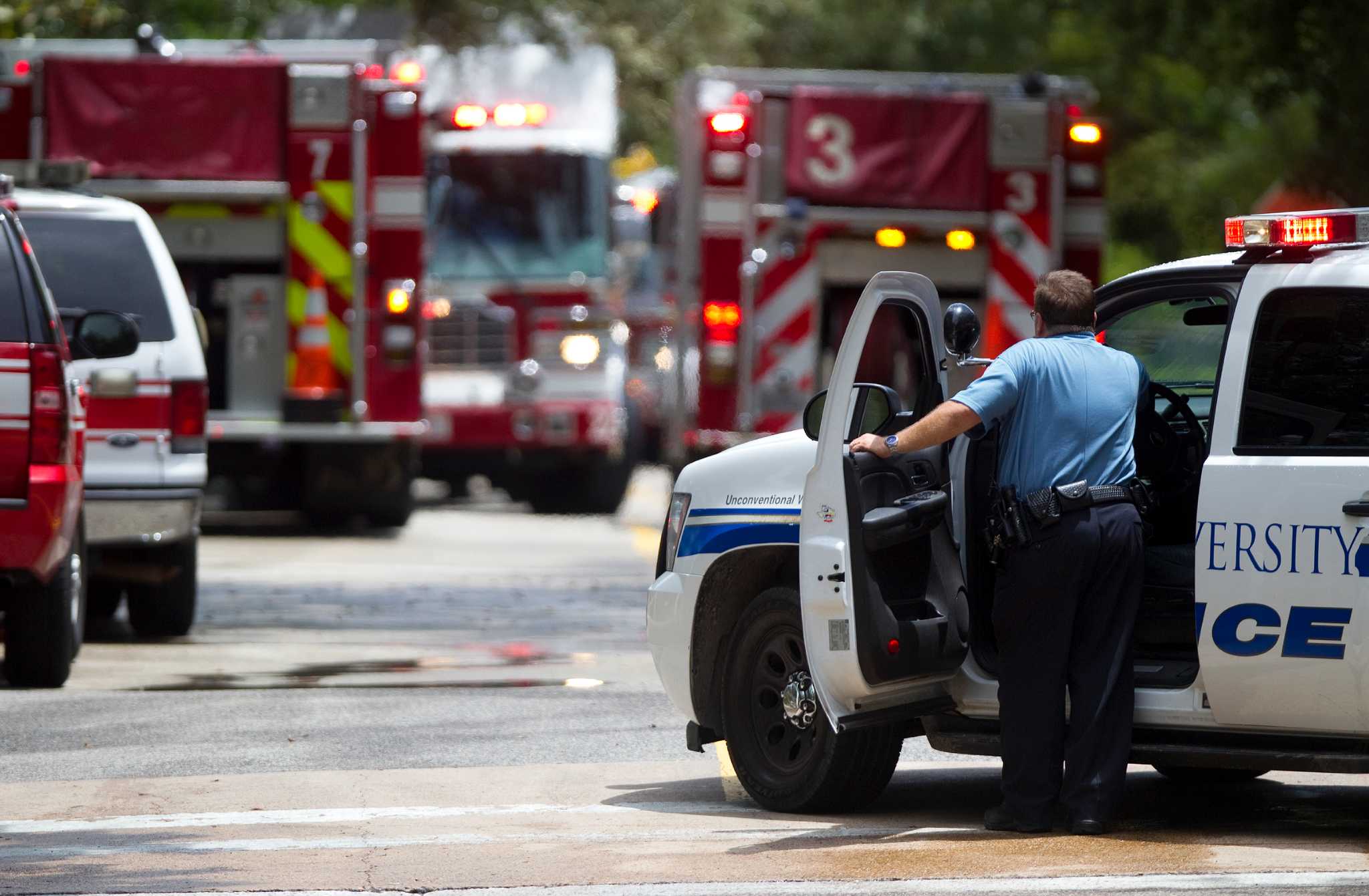 Rice University building evacuated after ammonia leak in chemistry lab