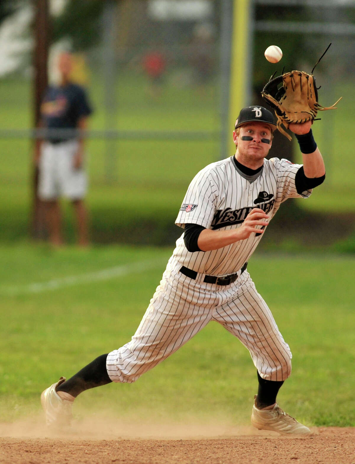 Westerners edge Sanford to run win streak to five games, clinch playoff