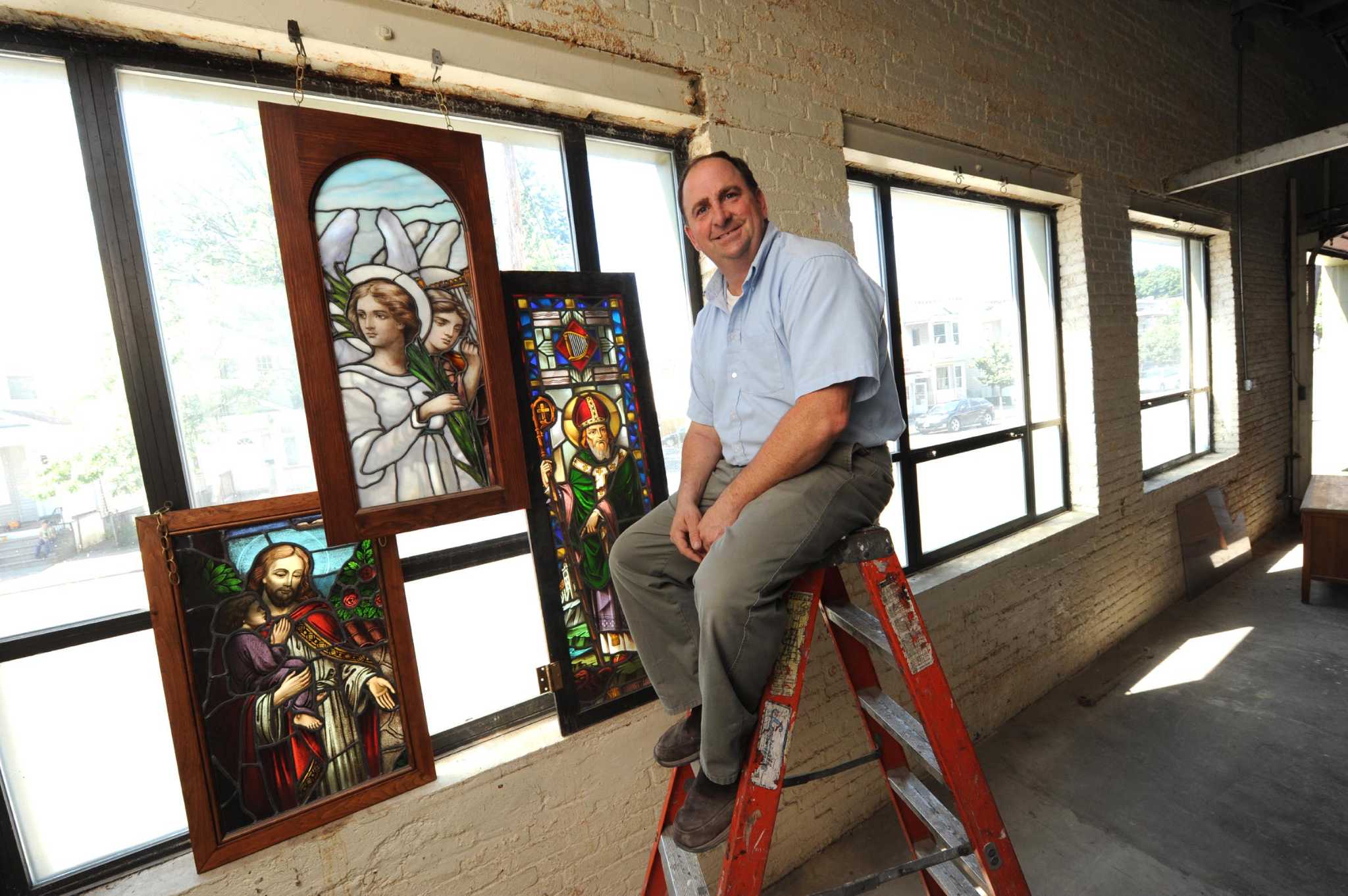 Work in stained glass offers view to other faiths