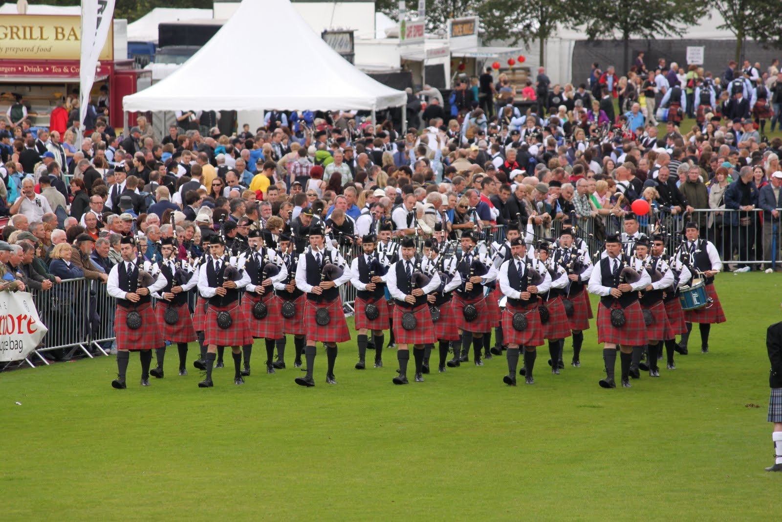 john-paul-o-shea-south-of-ireland-pipe-band-championships-in-mallow