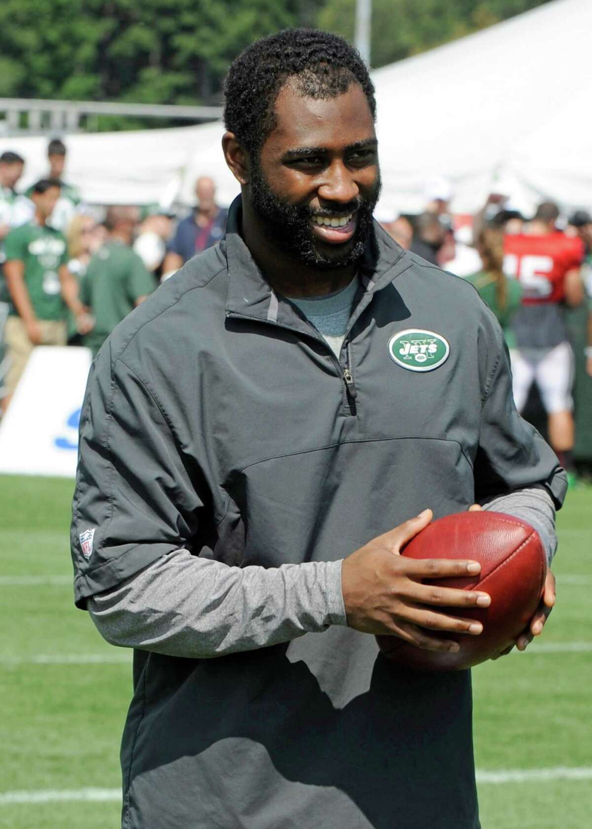 Jets cornerback Darrelle Revis not seeking $20 million per season 