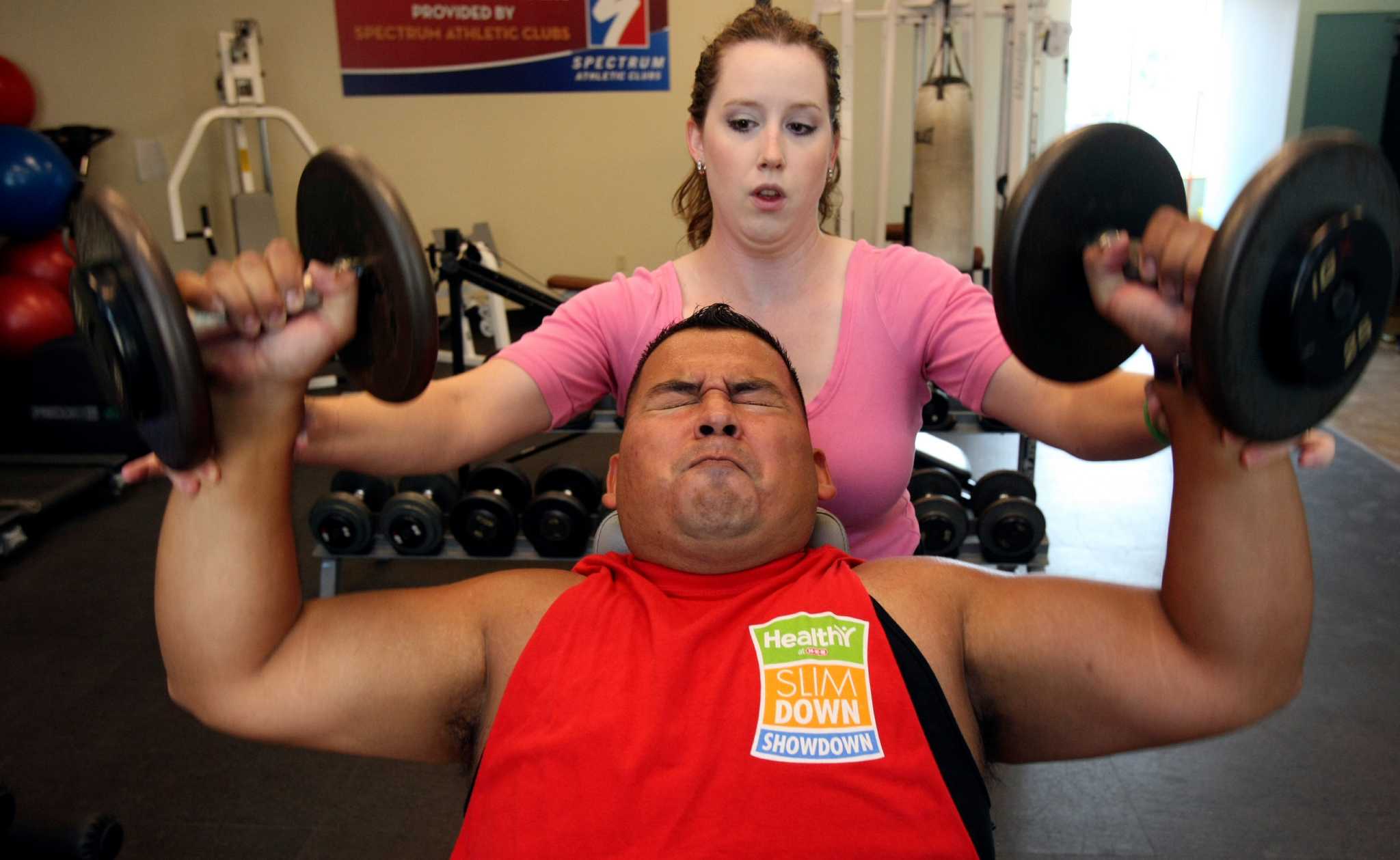 Weightloss competition challenges participants to shed the pounds