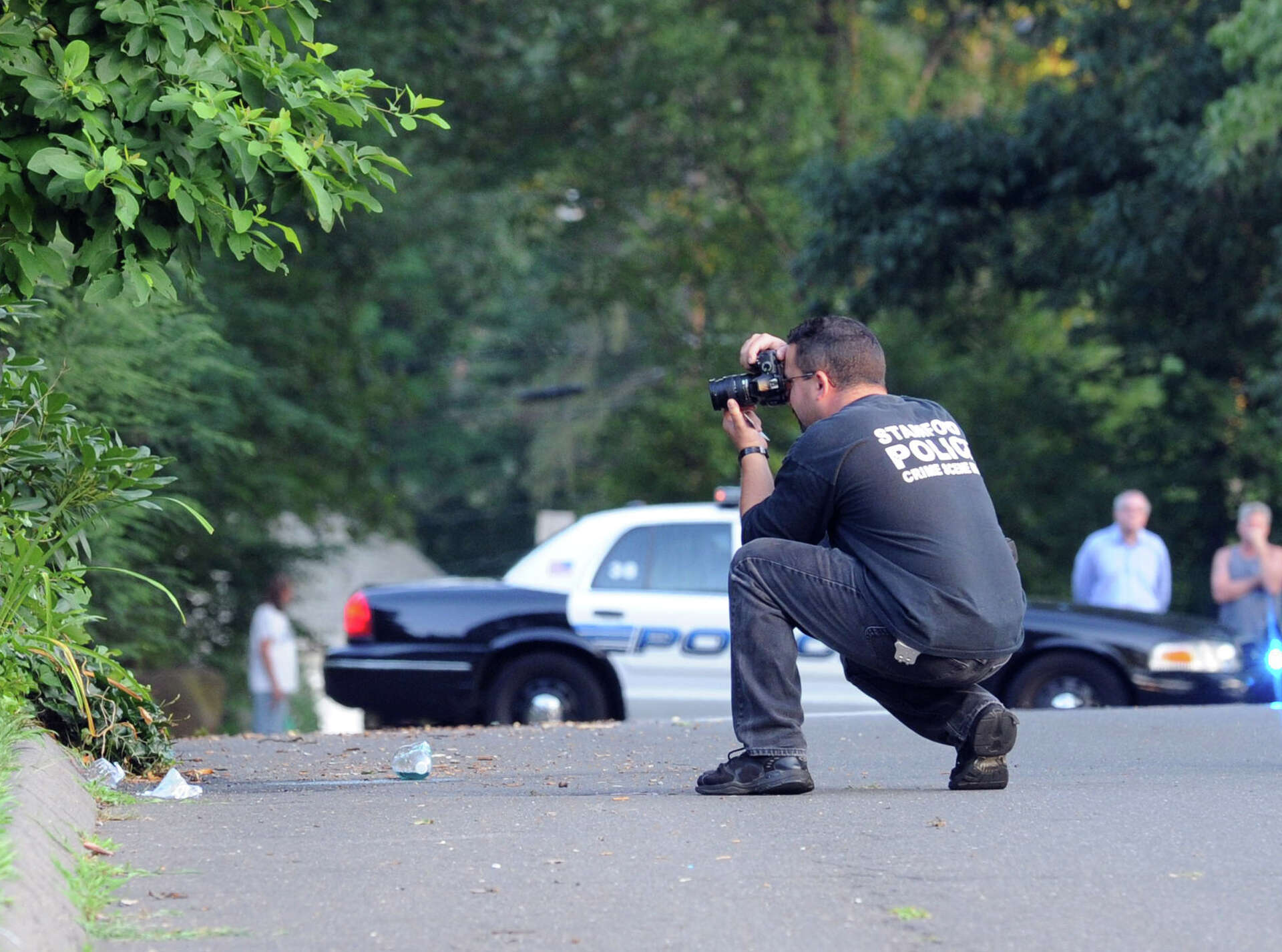 Bomb squad responds to Molotov cocktail
