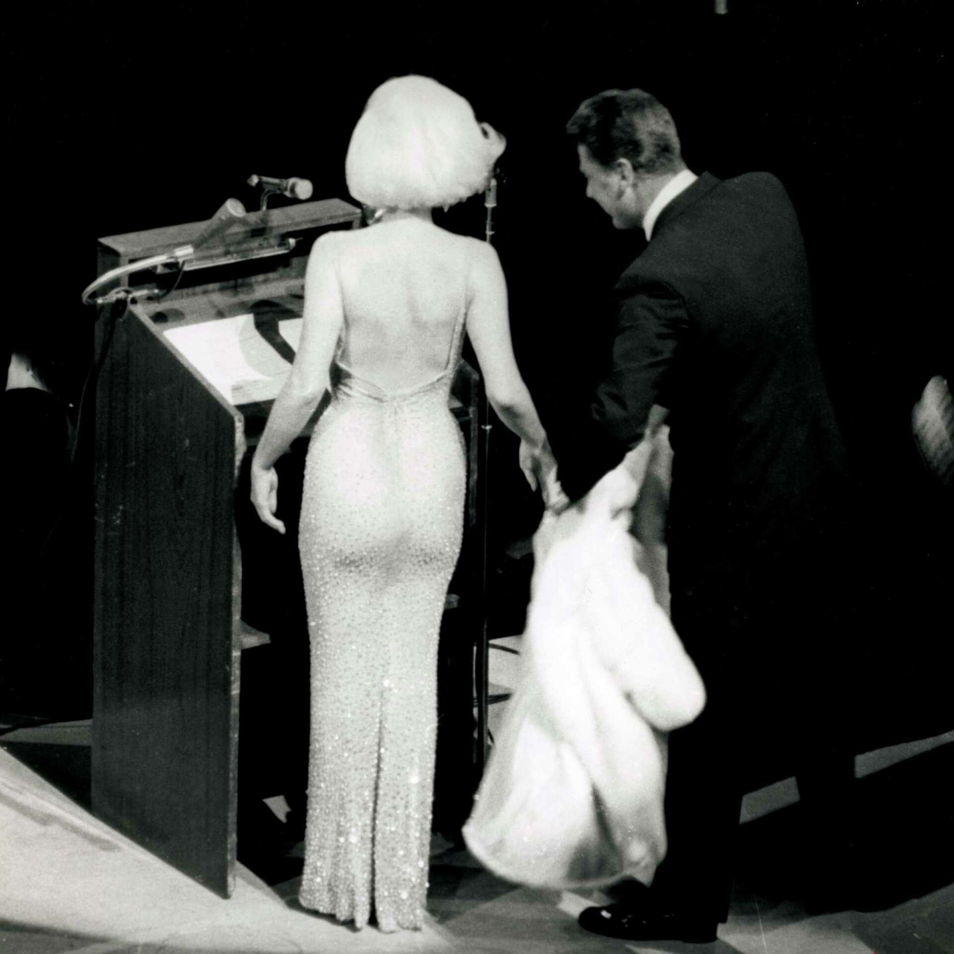 Jfk marilyn monroe happy birthday on sale